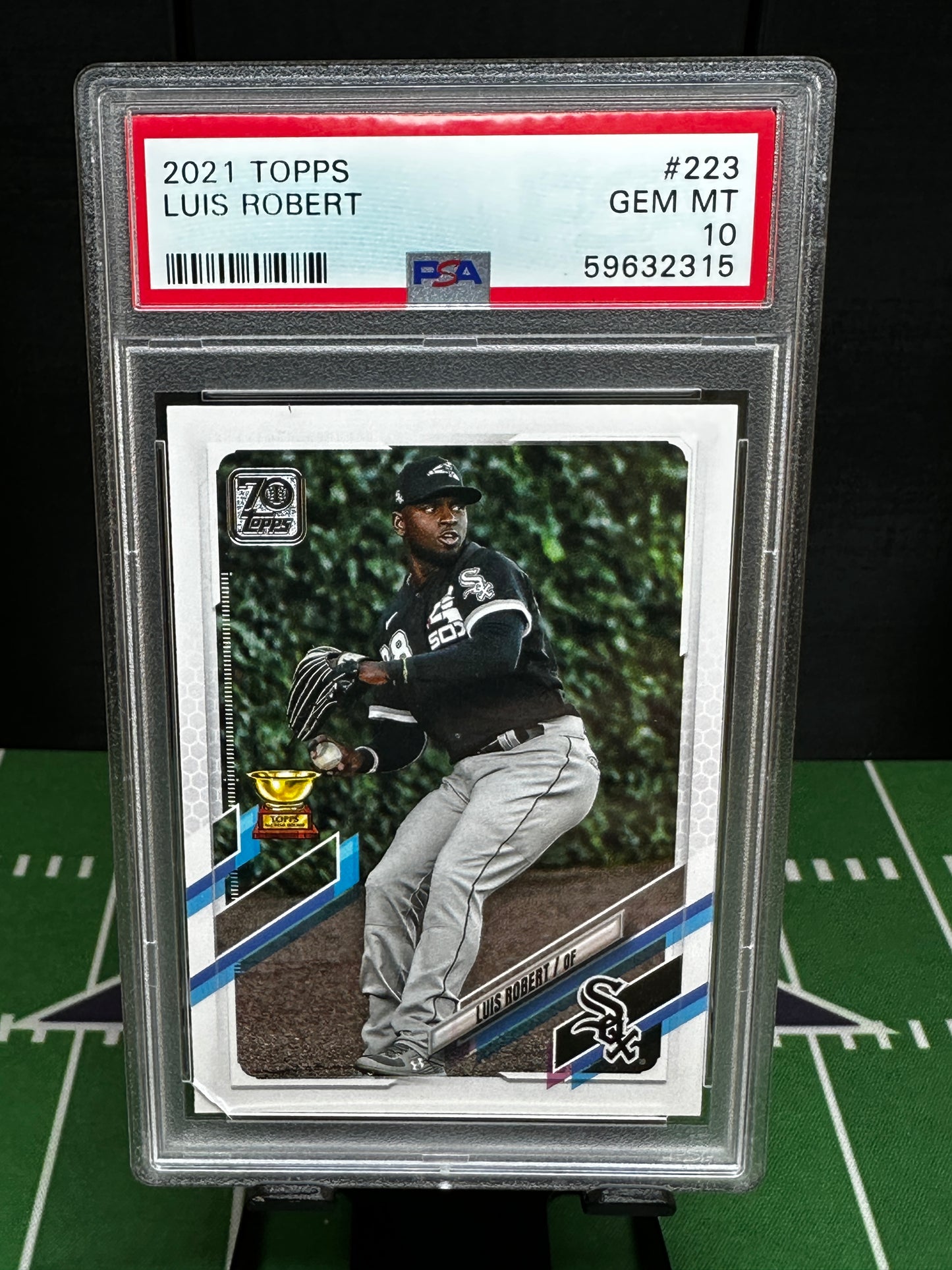 2021 Topps LUIS ROBERT Rookie Cup Card #223 PSA 9 MINT Chicago White Sox 70th RC