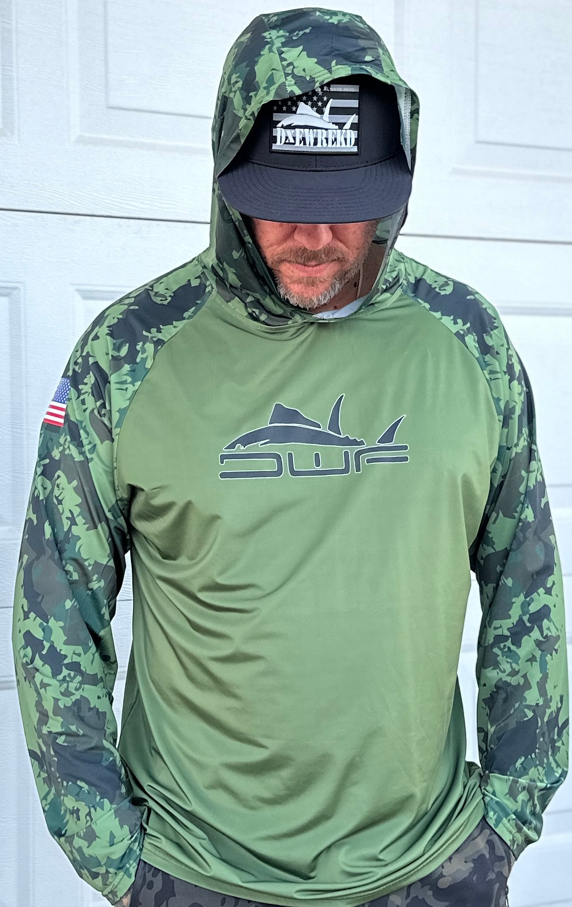 DWF performance Shirt with hood