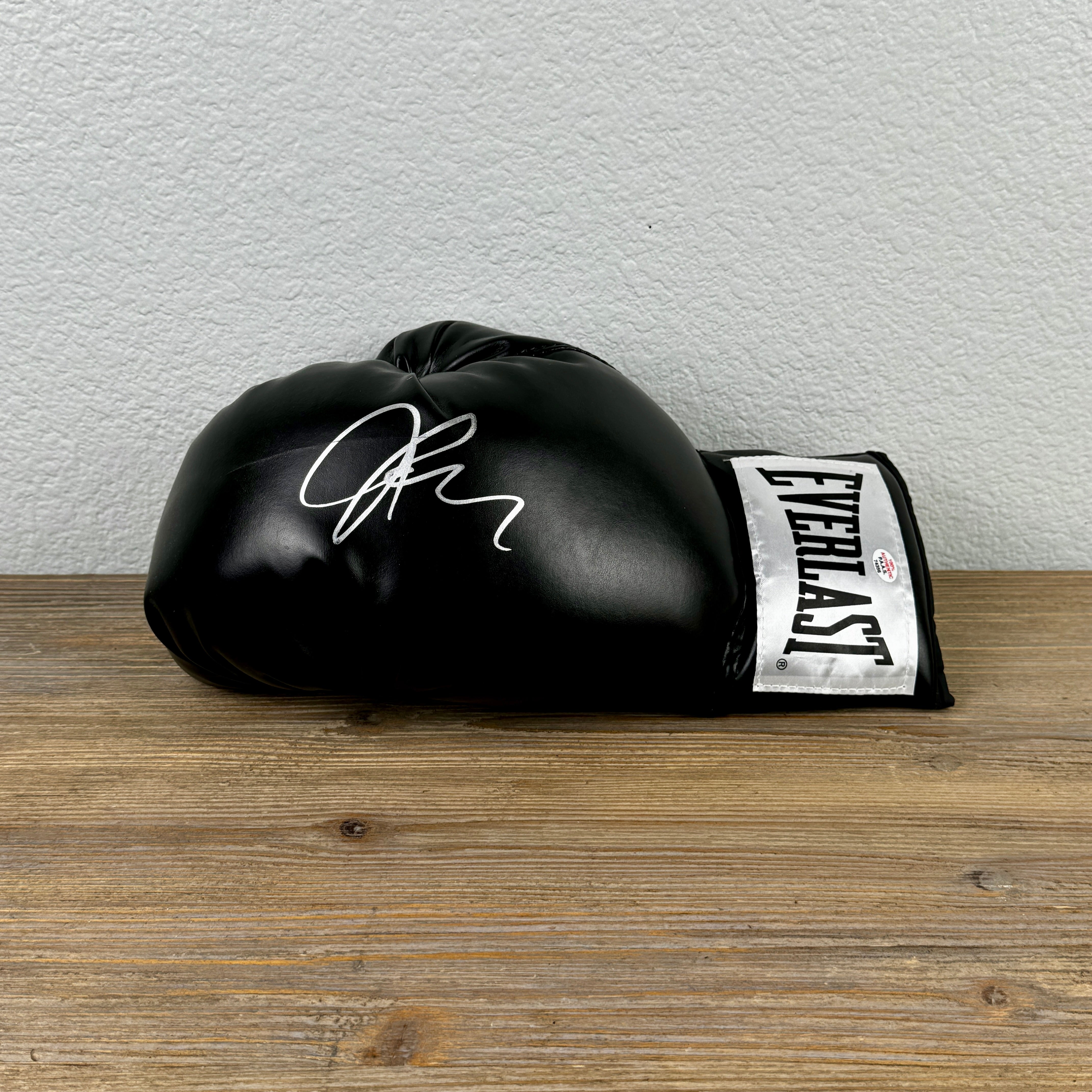 Jake Paul signed Everlasting boxing glove