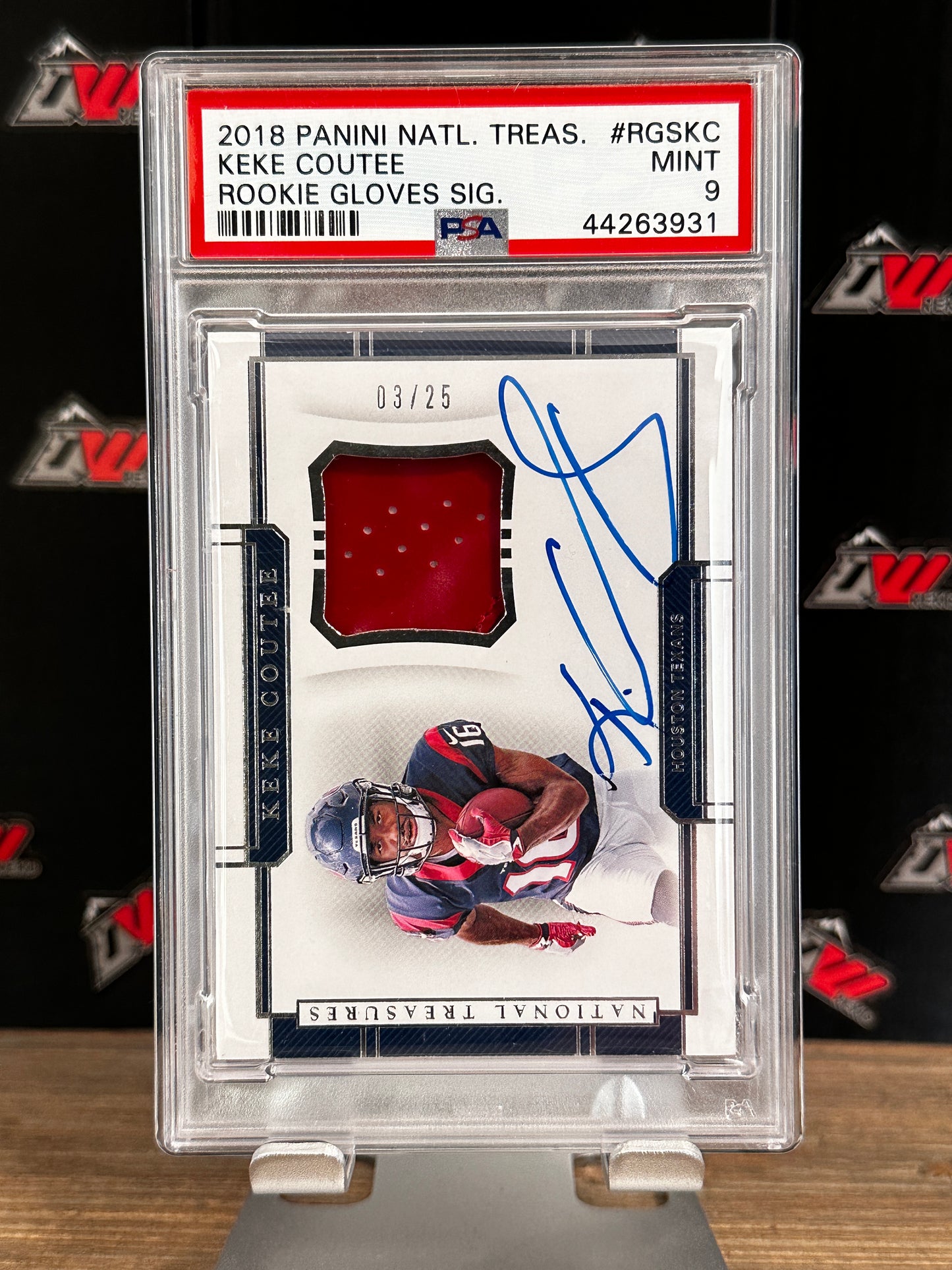 2018 NATIONAL TREASURES ROOKIE GLOVES SIGNATURES KEKE COUTEE RC #/25 PSA 9