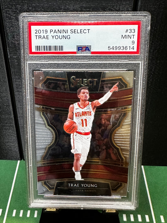 2019-20 SELECT CONCOURSE BASKETBALL CARD TRAE YOUNG #33 PSA 9 MINT