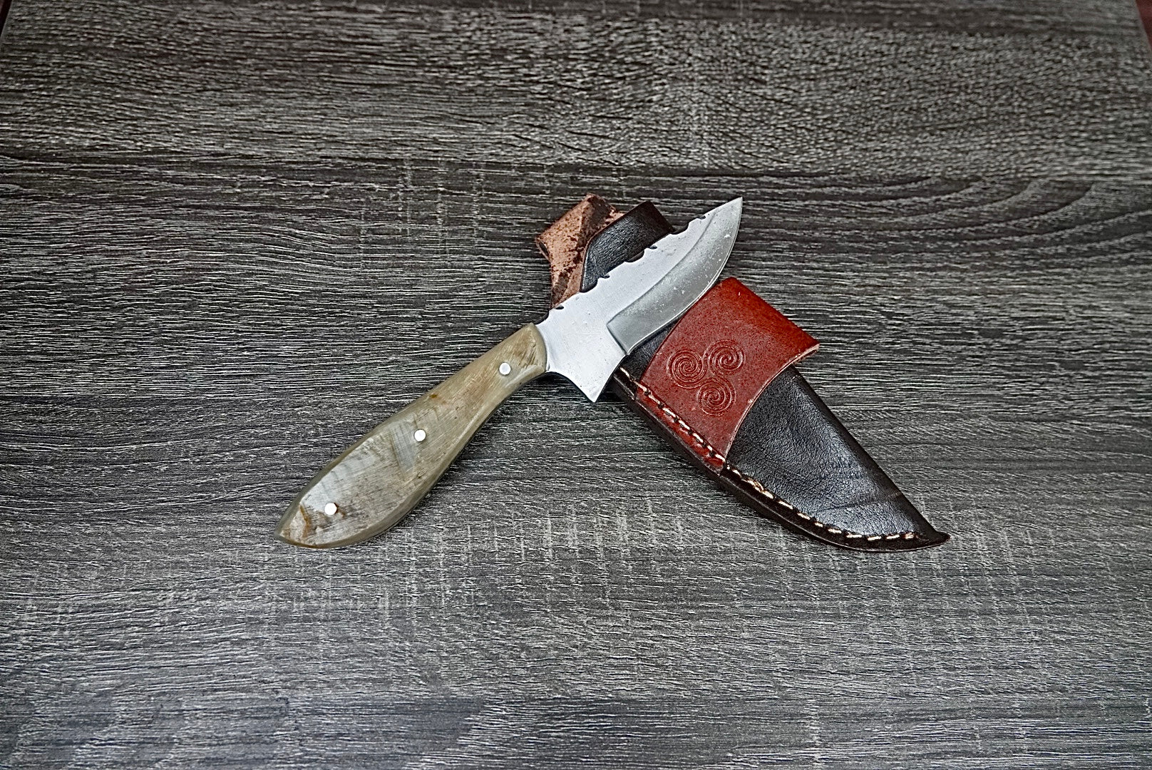 Hand Forged Skinner Knife 440C Steel Ram's Horn Handle