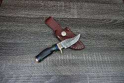 Skinner Knife Twist Damascus Ram's Horn