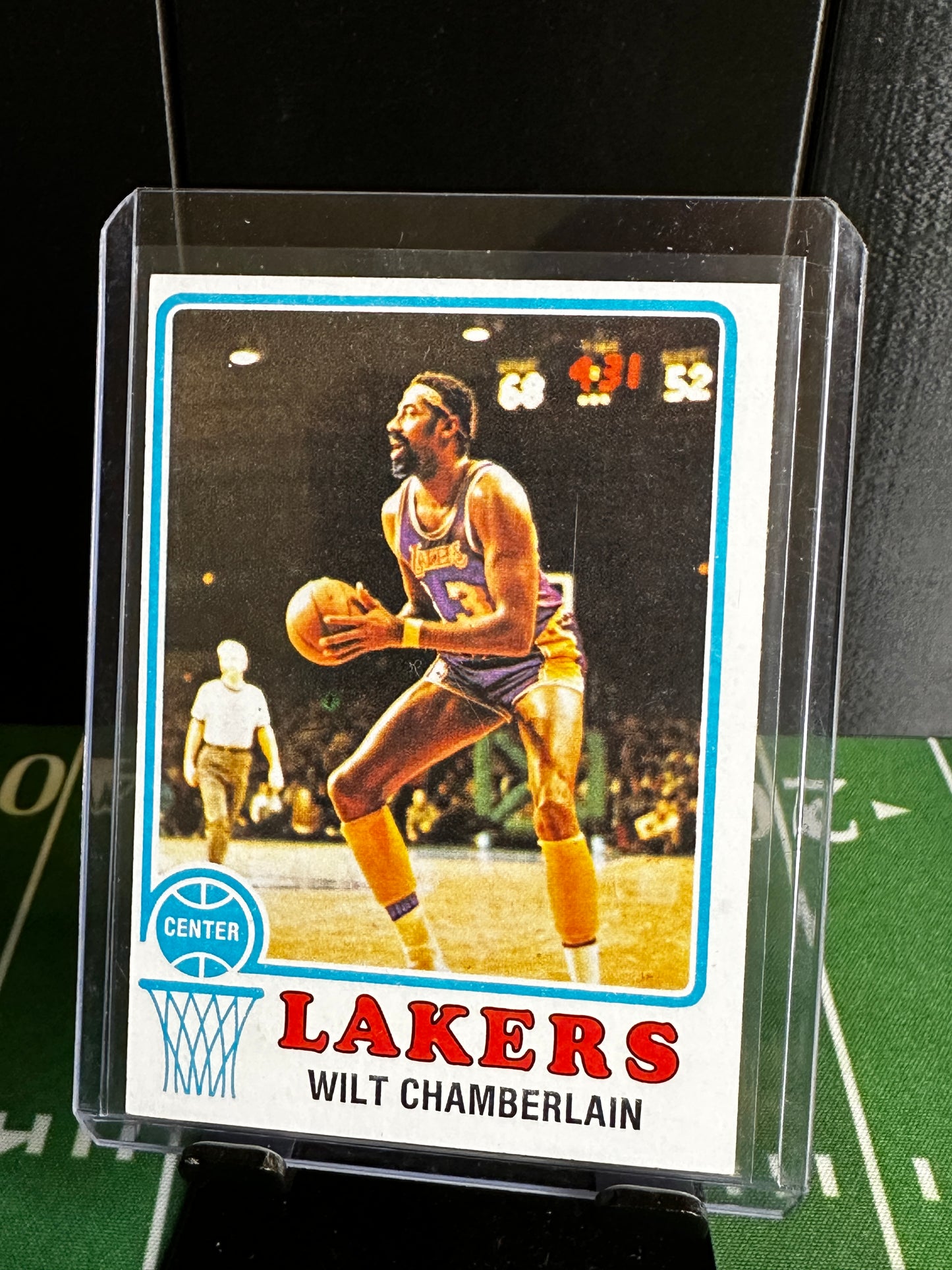 1973 Topps Wilt Chamberlain 80 LA Lakers Vintage Basketball Card