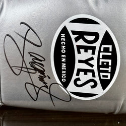 Manny Pacquiao signed Reyes silver boxing glove PSA Auth