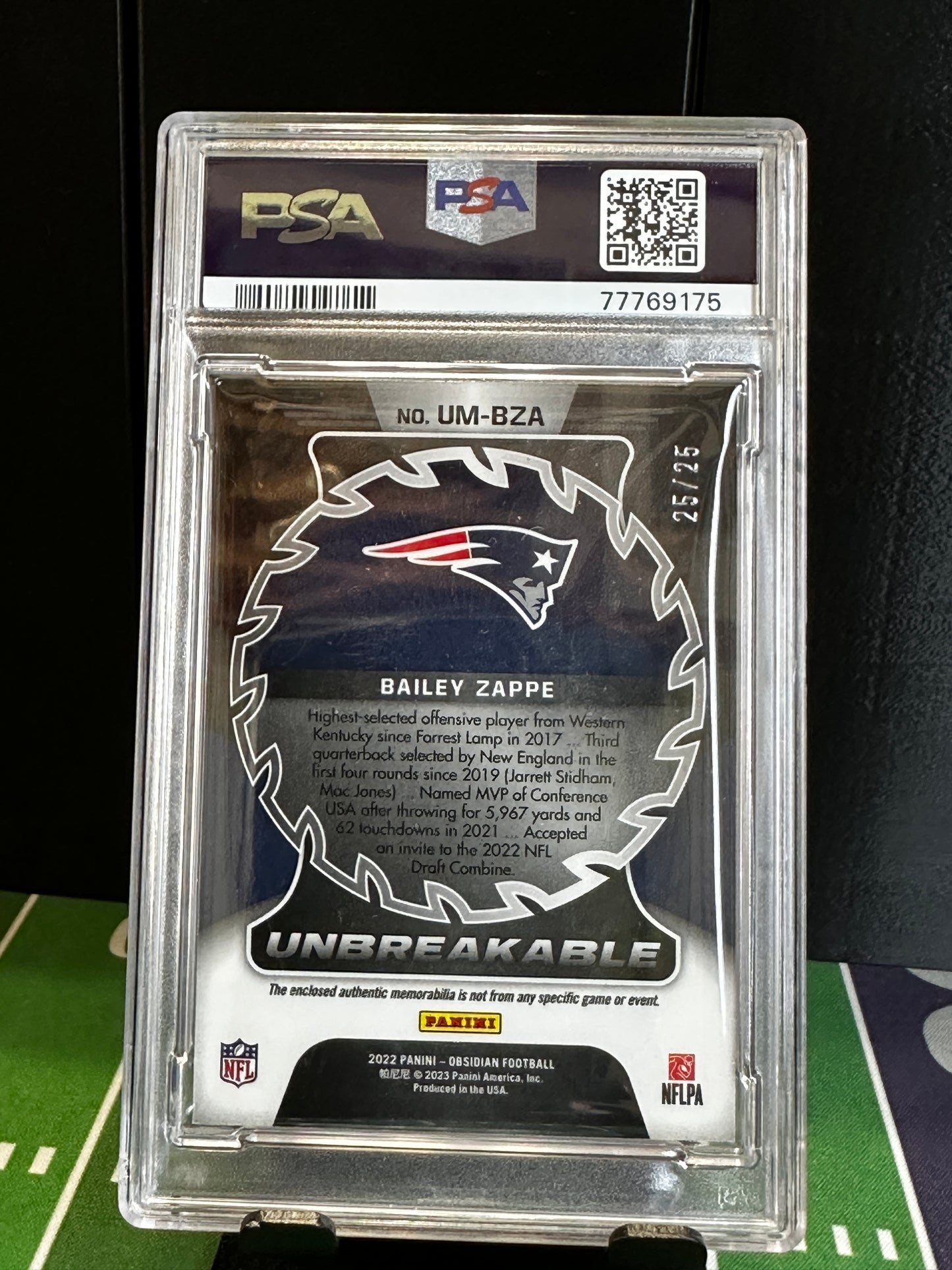 2022 Obsidian Bailey Zappe 4 CLR Jumbo Patch Unbreakable Ref. RC 25/25 Patriots